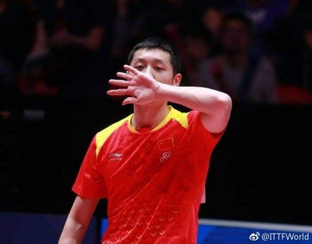 比利时乒乓球队轻取英国乒乓球队，许昕制霸全场