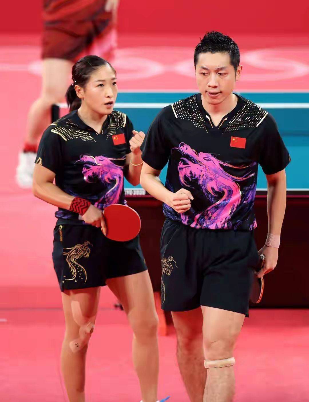 比利时乒乓球队力克奥地利乒乓球队，许昕制霸全场