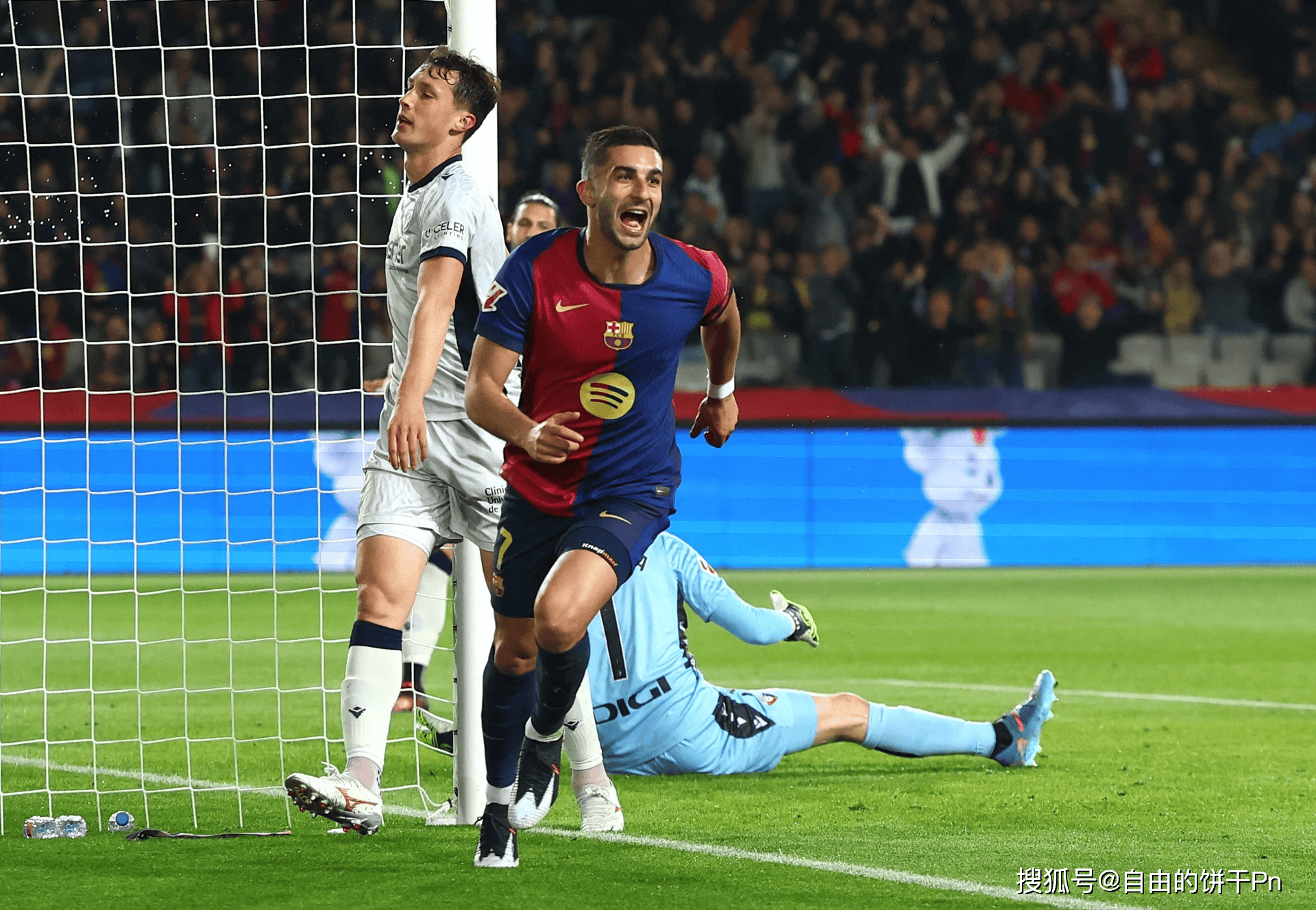 韩国险胜哥伦比亚,托雷斯惊艳世界 韩国险胜哥伦比亚,托雷斯惊艳世界