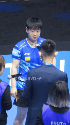 包含亚洲杯赛后采访曝光,内幕引发热议的词条 包含亚洲杯赛后采访曝光,内幕引发热议的词条