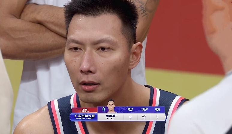 广东队轻取山西队，易建联刷新纪录