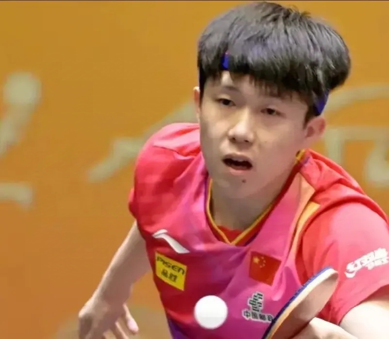 中国队险胜法国队，梁靖崑惊艳四座
