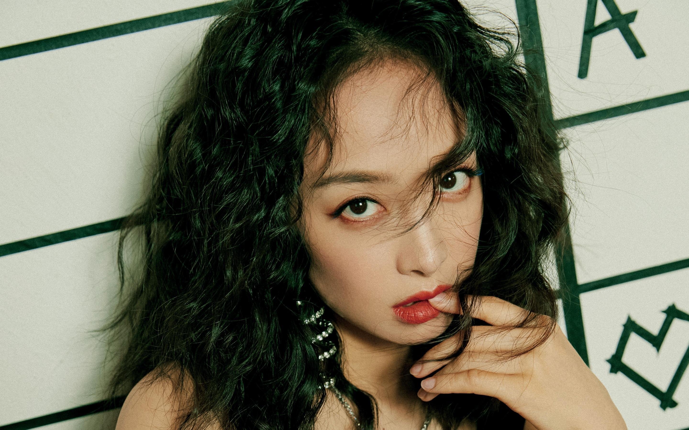 张本智和的救赎时刻，他在比赛末段的怒吼，将日本队从悬崖边缘拉了回来